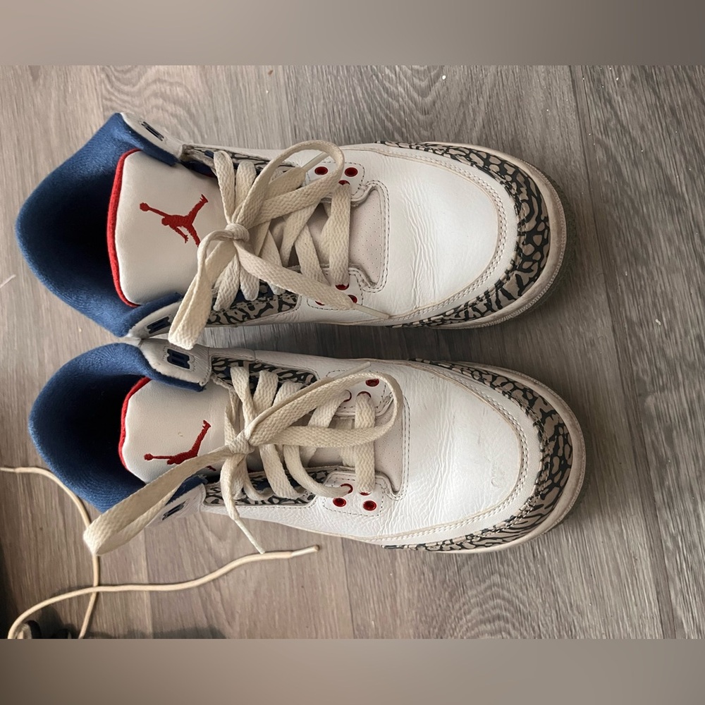 True blue Jordan 3s